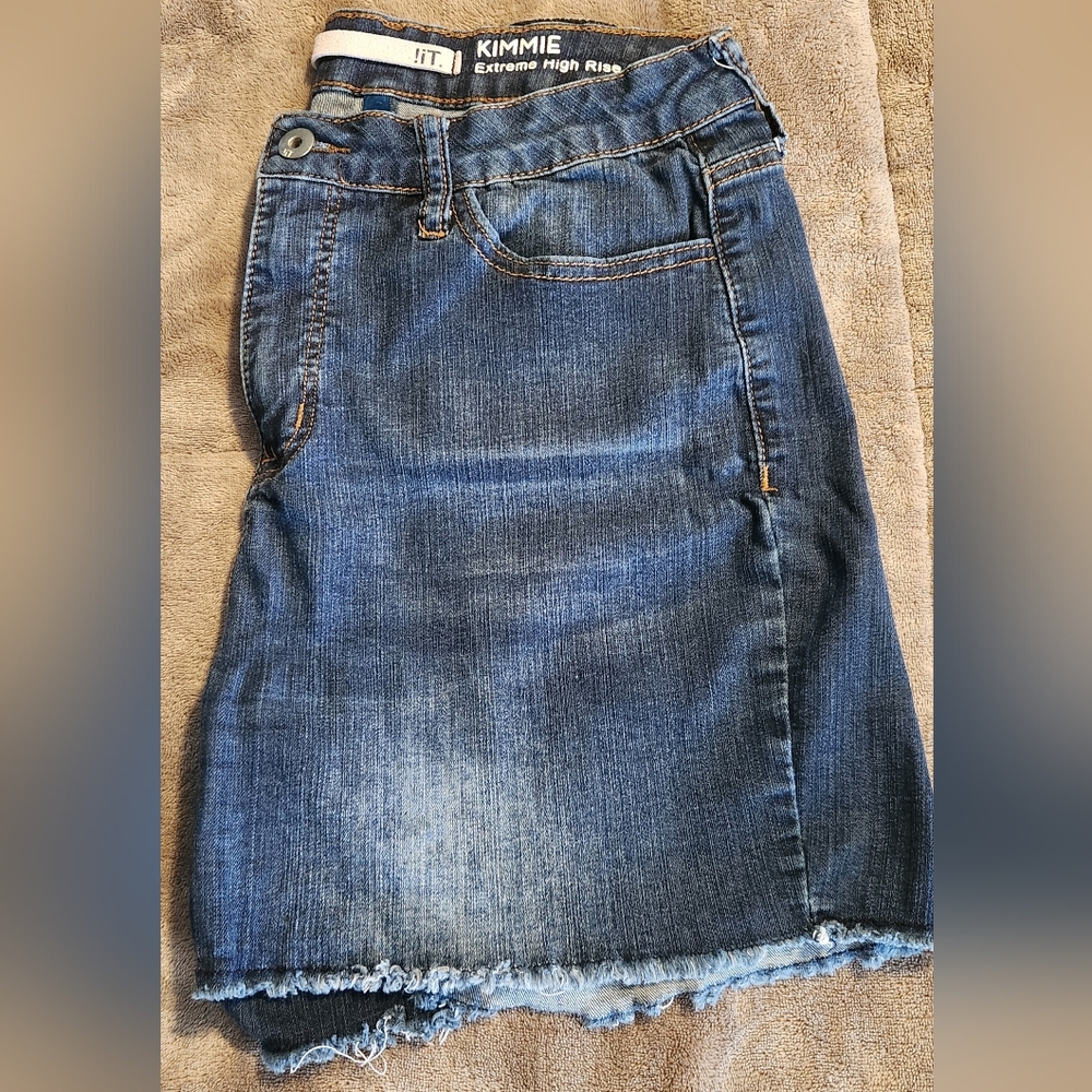 !it jeans Women's Blue Jean Shorts